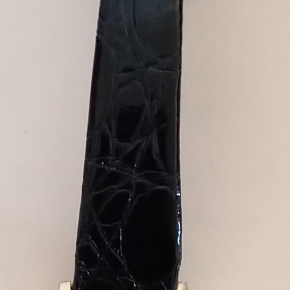 Vintage Womens Gold Twenty Dollar Coin Watch - Picture 2 of 3